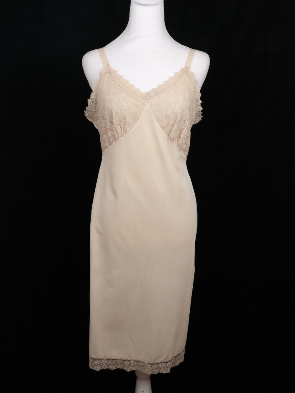 Nancy King Vintage Beige Lace Full Slip Dress Size 38/S Minimalist